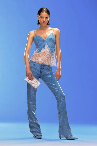 Look 49